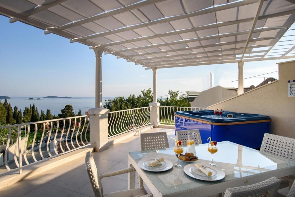 Aurora Seaview Apartment Mlini Exterior photo