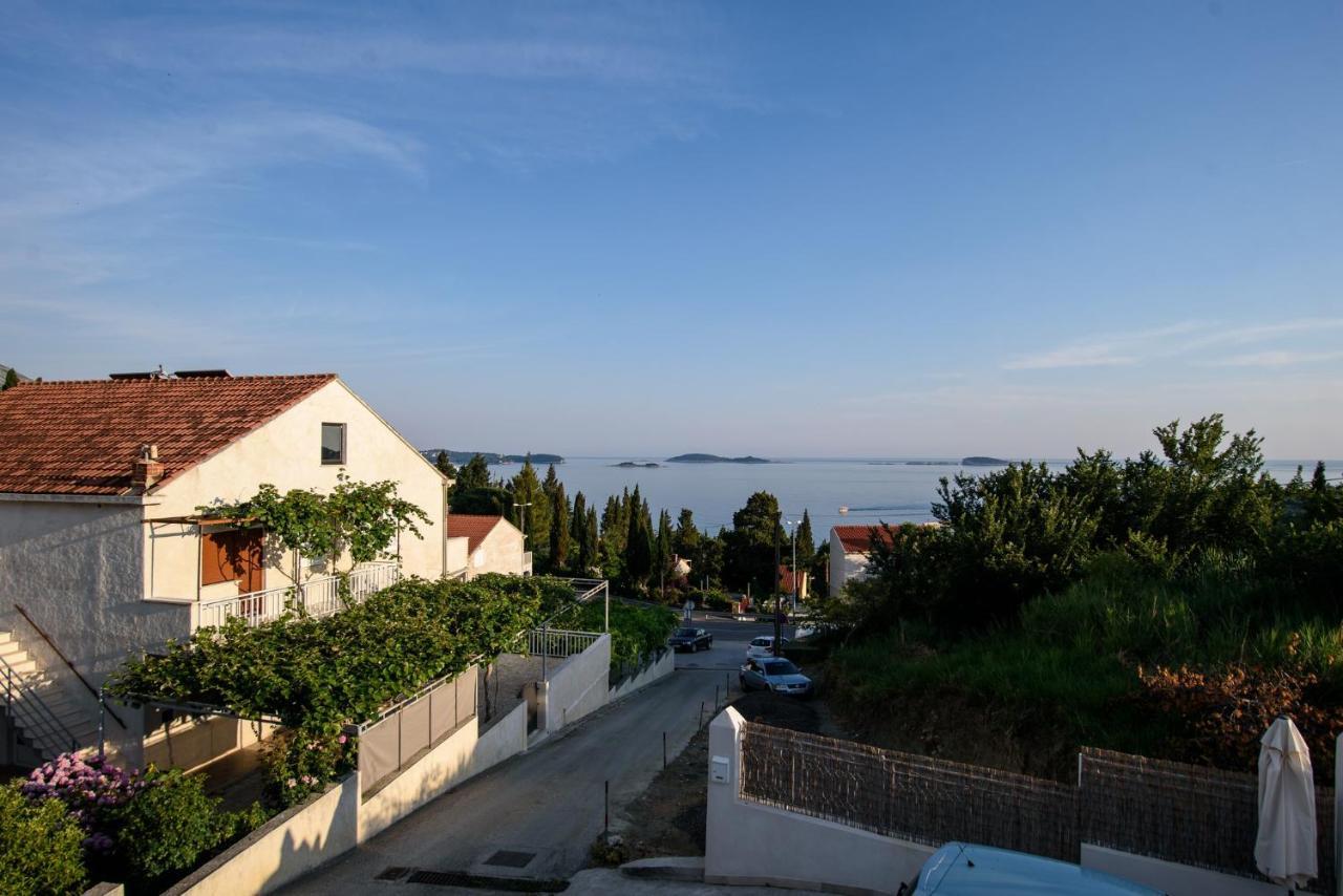 Aurora Seaview Apartment Mlini Exterior photo